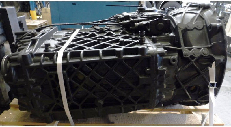 ZF 1S2220TO CGS CARBON - 기어박스 트럭 용 : 사진 3 ZF 1S2220TO CGS CARBON - 기어박스 트럭 용 : 사진 3