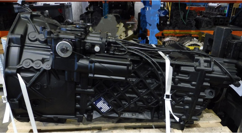 ZF 1S2220TO CGS CARBON - 기어박스 트럭 용 : 사진 1 ZF 1S2220TO CGS CARBON - 기어박스 트럭 용 : 사진 1