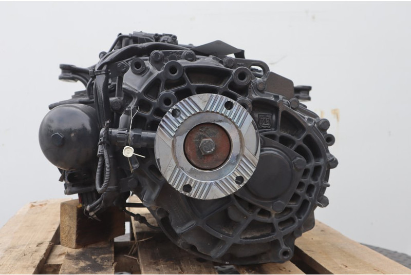 ZF 6AS800OD 81.32004-6338 - 기어박스 트럭 용 : 사진 4 ZF 6AS800OD 81.32004-6338 - 기어박스 트럭 용 : 사진 4