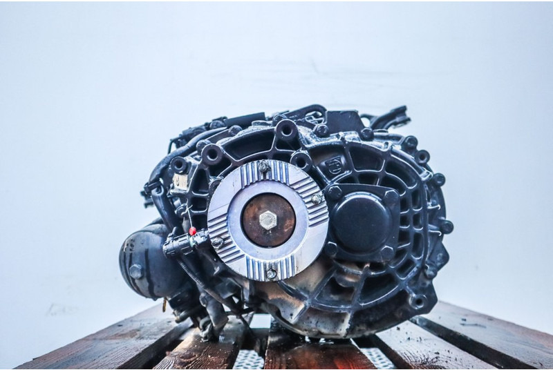 ZF 6AS800TO TGL EURO6 81.32004-6338 - 기어박스 트럭 용 : 사진 4 ZF 6AS800TO TGL EURO6 81.32004-6338 - 기어박스 트럭 용 : 사진 4