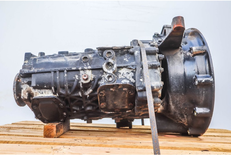 ZF S6-66 M90 81.32002-6891 - 예비 부속 트럭 용 : 사진 1 ZF S6-66 M90 81.32002-6891 - 예비 부속 트럭 용 : 사진 1