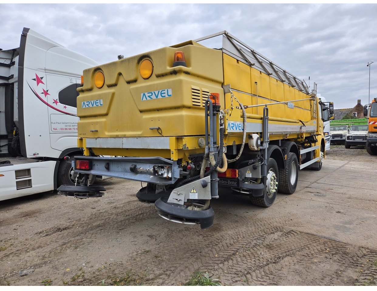 MERCEDES AXOR 2533 6X2 CHASSIS LOW MILEAGE - 캡 새시 트럭, 제설차량 : 사진 3 MERCEDES AXOR 2533 6X2 CHASSIS LOW MILEAGE - 캡 새시 트럭, 제설차량 : 사진 3