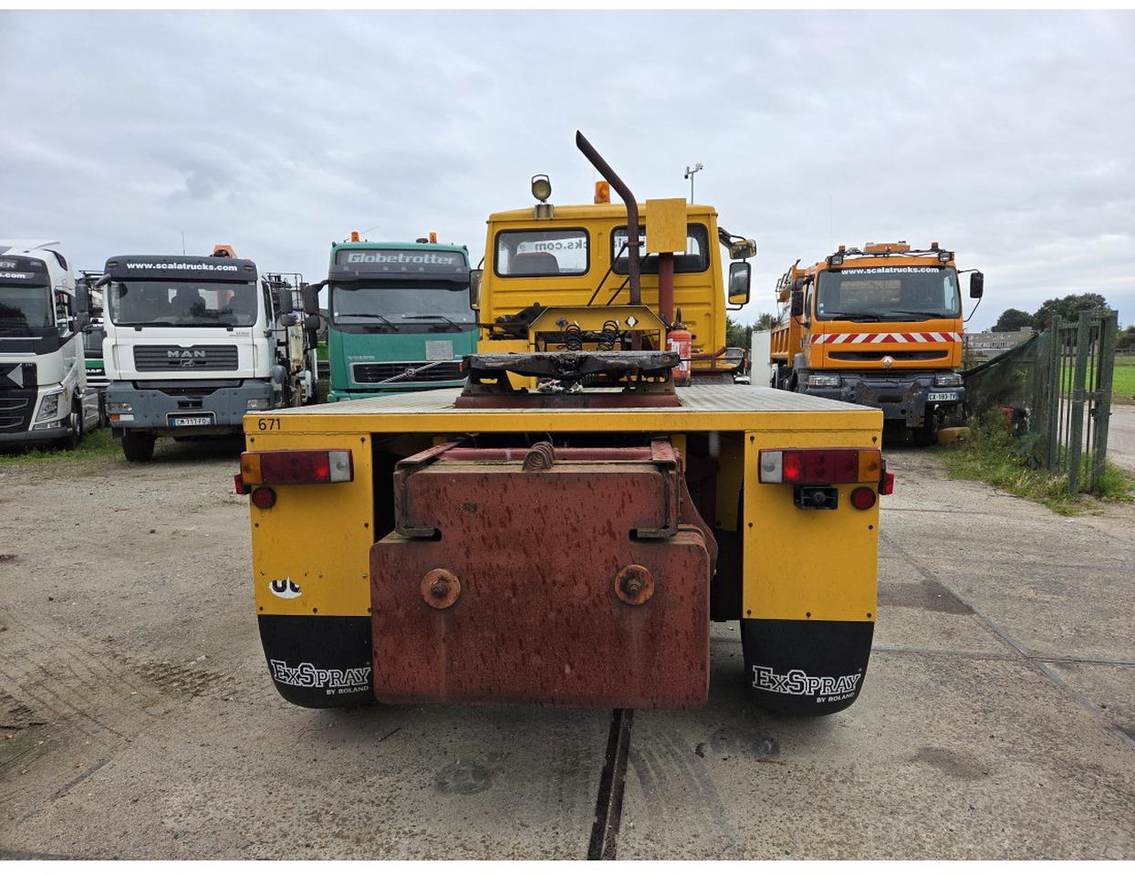 RENAULT M170 4x4 TRACTOR UNIT FULL SPRING SUSPENSION VERY LOW MILEAGE - 트랙터 유닛 : 사진 5 RENAULT M170 4x4 TRACTOR UNIT FULL SPRING SUSPENSION VERY LOW MILEAGE - 트랙터 유닛 : 사진 5