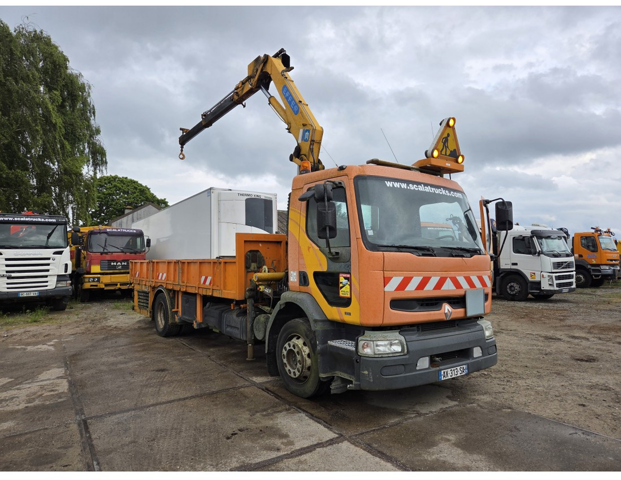 Renault Premium 300 MECHANICAL PUMP OPEN BOX COMPRESSOR CRANE EFFER 140/2S - 드롭사이드/ 플랫베드 트럭, 크레인 트럭 : 사진 5 Renault Premium 300 MECHANICAL PUMP OPEN BOX COMPRESSOR CRANE EFFER 140/2S - 드롭사이드/ 플랫베드 트럭, 크레인 트럭 : 사진 5