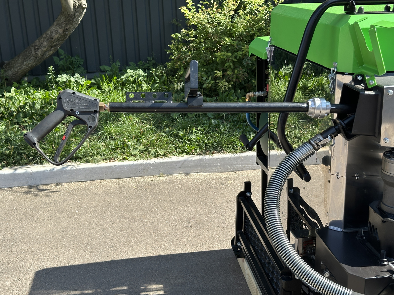 TICAB Crack sealing machine , 120 l, Asphalt crack filler, Manufacturer - 아스팔트 포장기 : 사진 4 TICAB Crack sealing machine , 120 l, Asphalt crack filler, Manufacturer - 아스팔트 포장기 : 사진 4