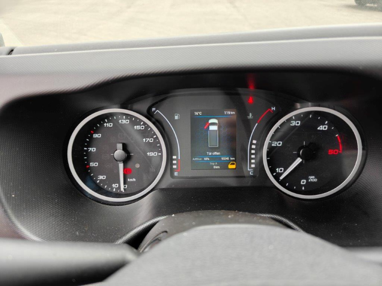 IVECO Daily 35C16 - 패널 밴 : 사진 5 IVECO Daily 35C16 - 패널 밴 : 사진 5