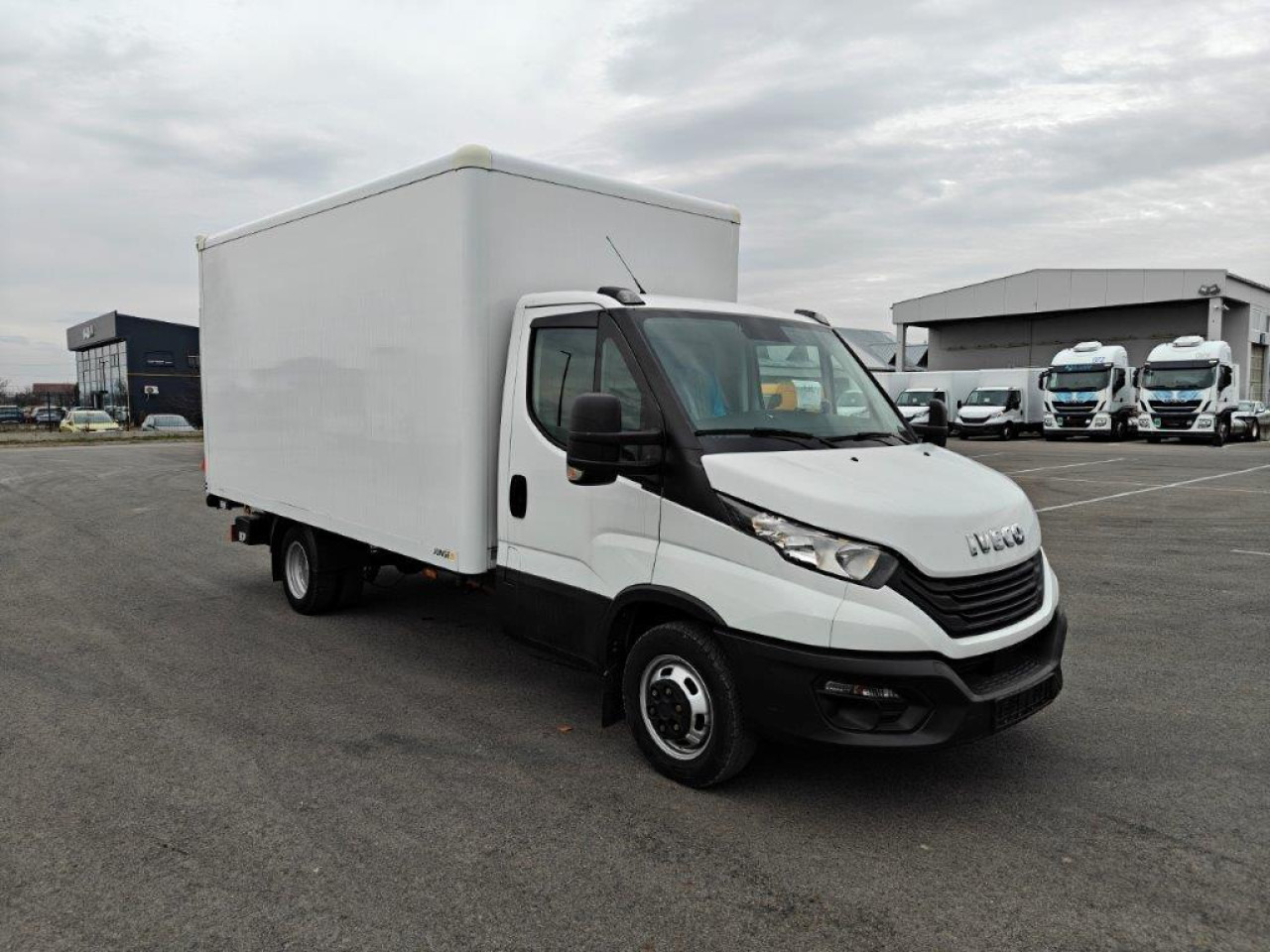 IVECO Daily 35C16 - 패널 밴 : 사진 1 IVECO Daily 35C16 - 패널 밴 : 사진 1
