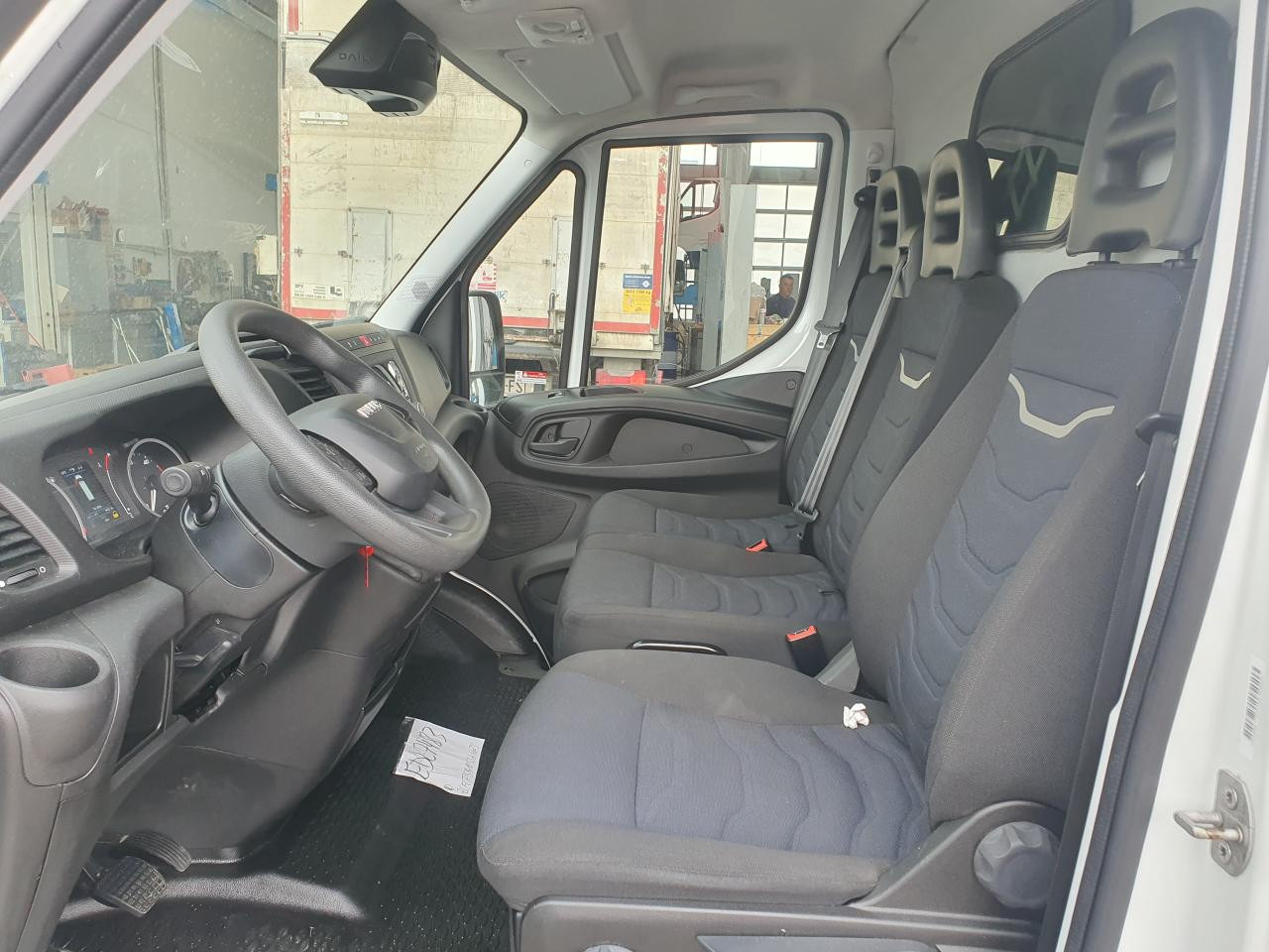 리스 IVECO Daily 35S16A8V IVECO Daily 35S16A8V : 사진 6