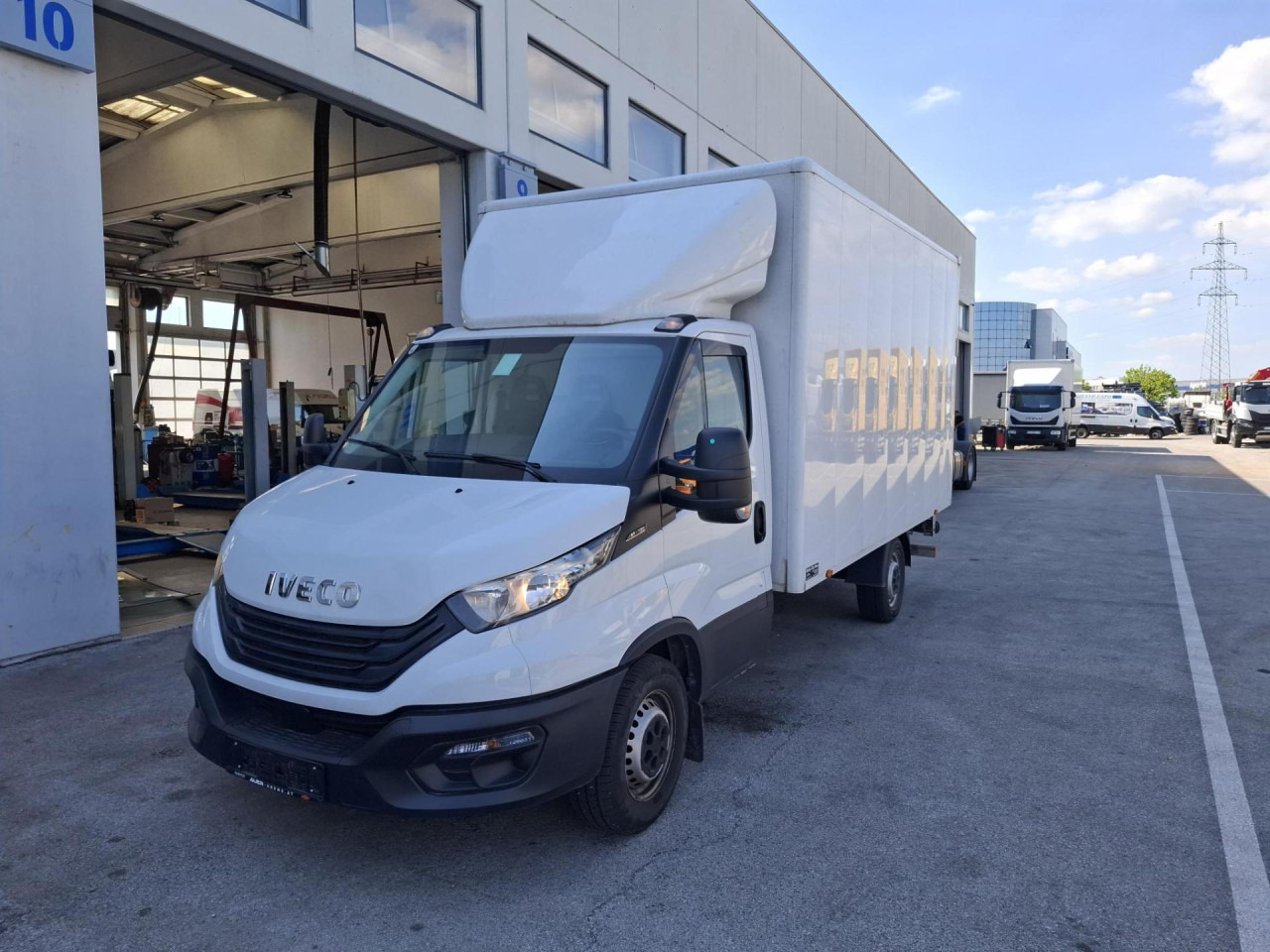 IVECO Daily 35S16 - 패널 밴 : 사진 1 IVECO Daily 35S16 - 패널 밴 : 사진 1
