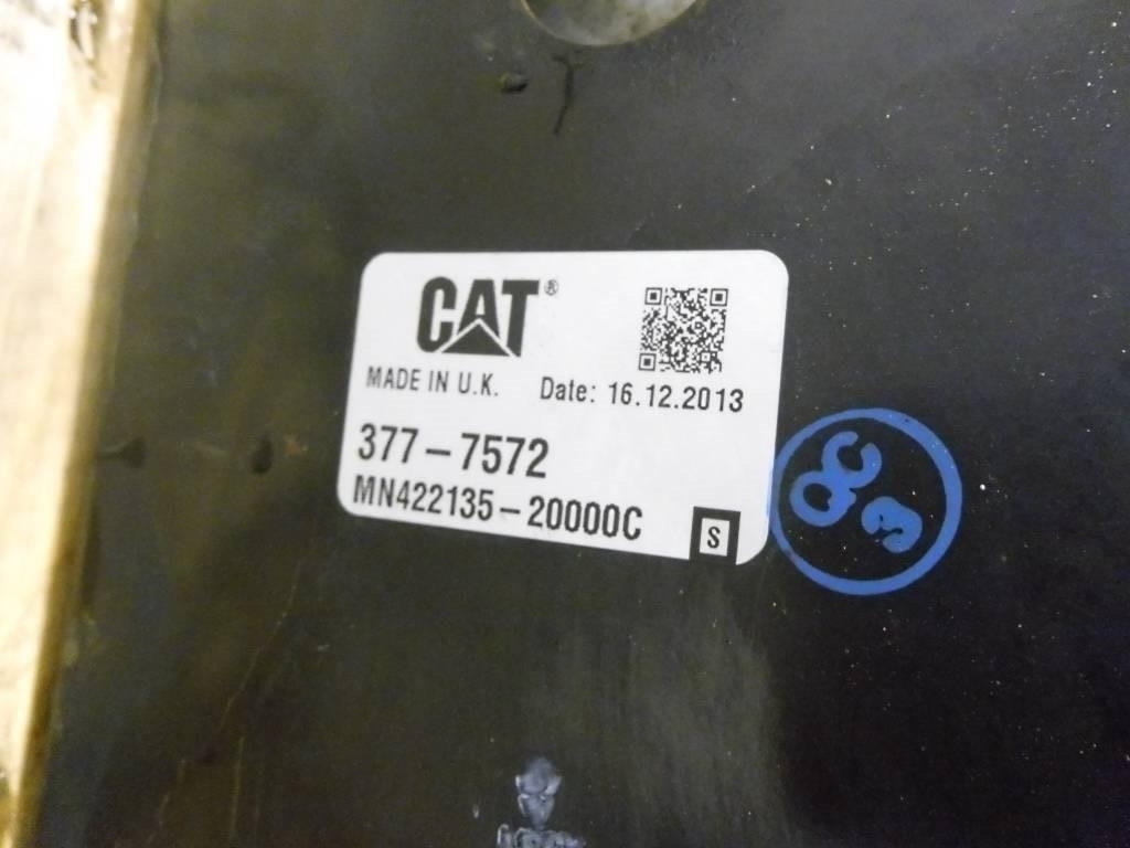 CAT 906 H 2 Kylare, 377-7572 - 라디에이터 건설기계 용 : 사진 4 CAT 906 H 2 Kylare, 377-7572 - 라디에이터 건설기계 용 : 사진 4