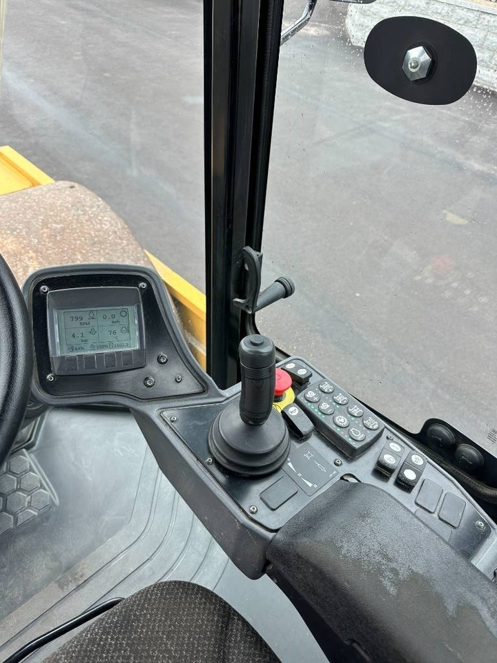 CAT CS 76 B - 로드 롤러 : 사진 5 CAT CS 76 B - 로드 롤러 : 사진 5