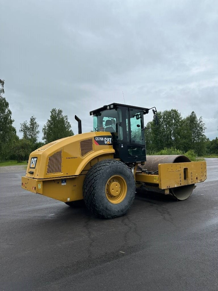 CAT CS 76 B - 로드 롤러 : 사진 1 CAT CS 76 B - 로드 롤러 : 사진 1