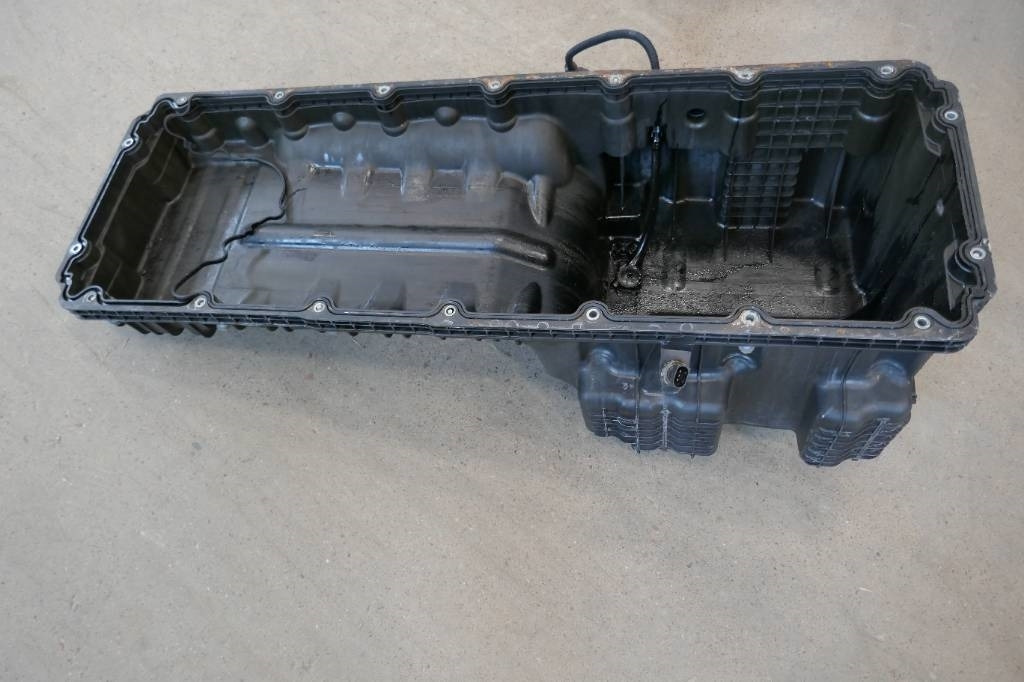 Mercedes-Benz Oljesump - 엔진 트럭 용 : 사진 1 Mercedes-Benz Oljesump - 엔진 트럭 용 : 사진 1