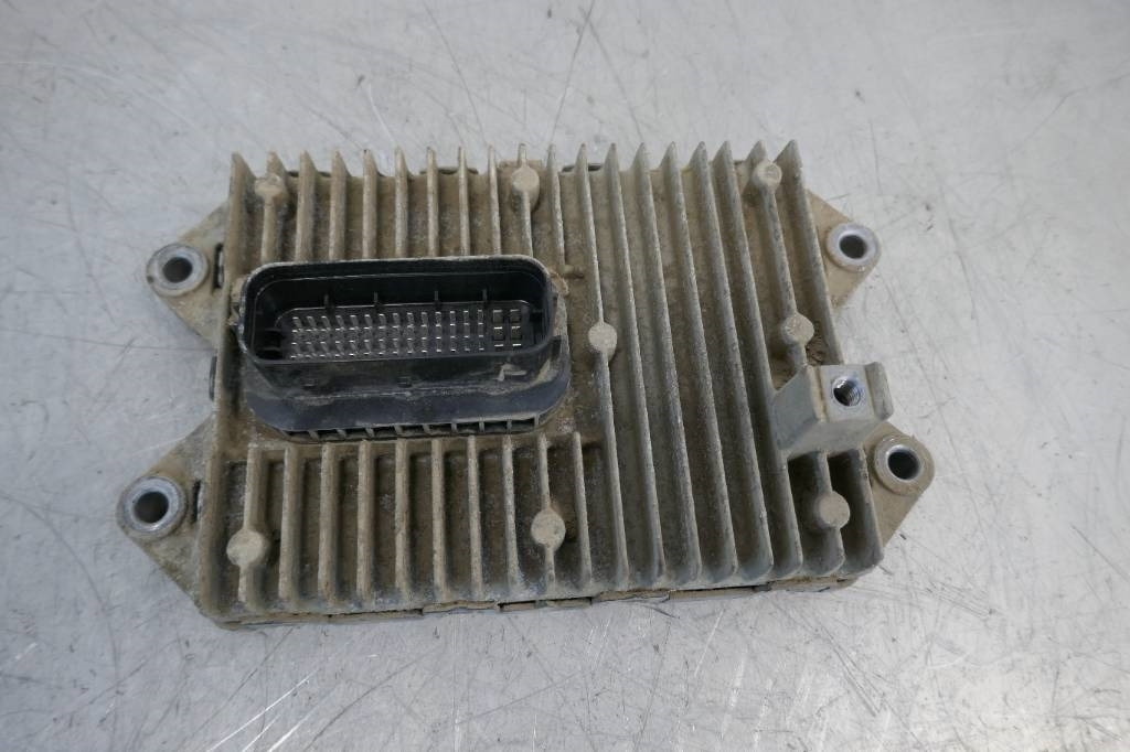 Volvo L 110 G, voe60100012  - 전기 설비 건설기계 용 : 사진 1 Volvo L 110 G, voe60100012  - 전기 설비 건설기계 용 : 사진 1