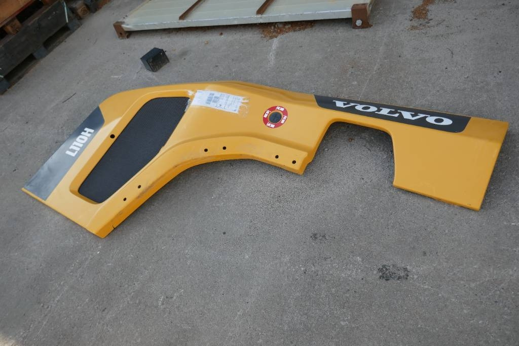 Volvo L110H sidopanel, voe15168512 - 프레임/ 시 건설기계 용 : 사진 1 Volvo L110H sidopanel, voe15168512 - 프레임/ 시 건설기계 용 : 사진 1
