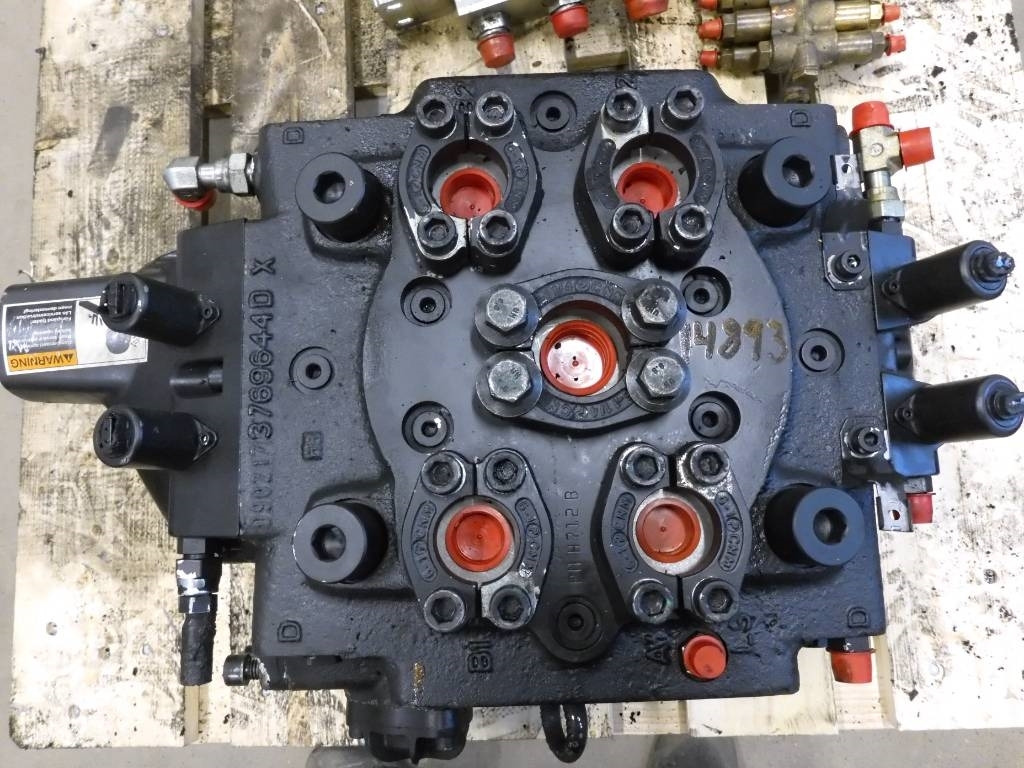 Volvo L180 HL Ventilpaket, 15015928  - 유압 건설기계 용 : 사진 2 Volvo L180 HL Ventilpaket, 15015928  - 유압 건설기계 용 : 사진 2
