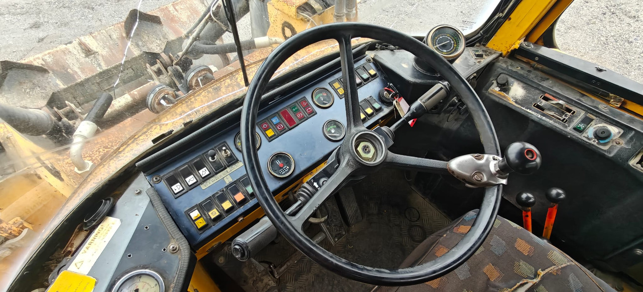 VOLVO L70B - 휠 로더 : 사진 5 VOLVO L70B - 휠 로더 : 사진 5