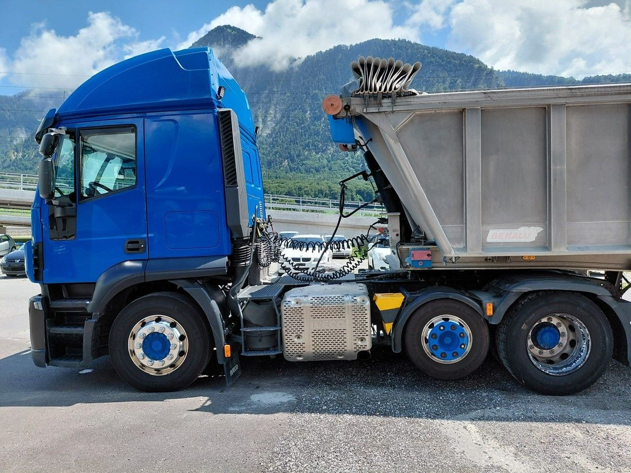 Iveco 440S48TX Stralis 6x2, E6, Kipphydraulik - 트랙터 유닛 : 사진 4 Iveco 440S48TX Stralis 6x2, E6, Kipphydraulik - 트랙터 유닛 : 사진 4