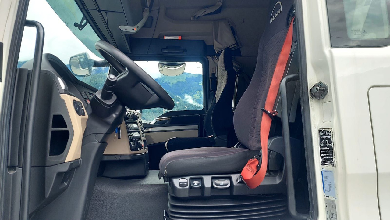 트랙터 유닛 MAN TGS 18.420 4x2, E6, ADR, Retarder : 사진 8