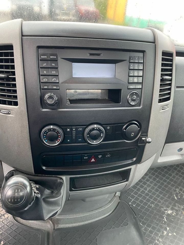 Mercedes-Benz 316 CDI, 5.20m Pritsche - 플랫베드 밴 : 사진 4 Mercedes-Benz 316 CDI, 5.20m Pritsche - 플랫베드 밴 : 사진 4