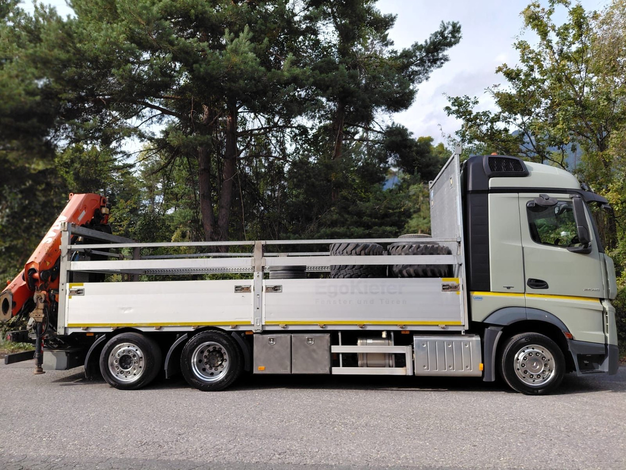 Mercedes-Benz Actros 2545 6x2, E6, Retarder, Effer 265/6S - 크레인 트럭 : 사진 5 Mercedes-Benz Actros 2545 6x2, E6, Retarder, Effer 265/6S - 크레인 트럭 : 사진 5
