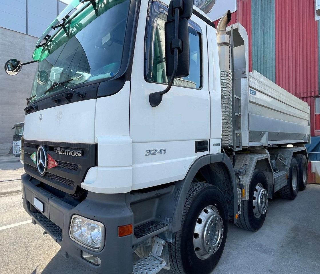 Mercedes-Benz Actros 3241 8x4,E5,Wechselsystem Mischer/Kipper - 콘크리트 믹서 트럭 : 사진 3 Mercedes-Benz Actros 3241 8x4,E5,Wechselsystem Mischer/Kipper - 콘크리트 믹서 트럭 : 사진 3