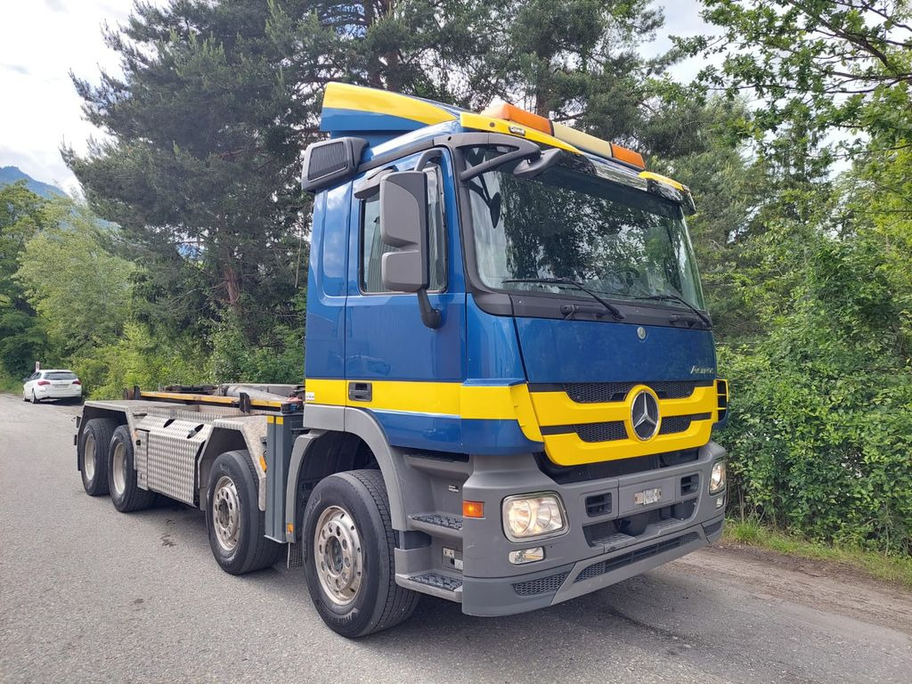 Mercedes-Benz Actros 3248 8x4, E5, MP3, EPS, Neuer Motor - 후크 리프트 트럭 : 사진 3 Mercedes-Benz Actros 3248 8x4, E5, MP3, EPS, Neuer Motor - 후크 리프트 트럭 : 사진 3