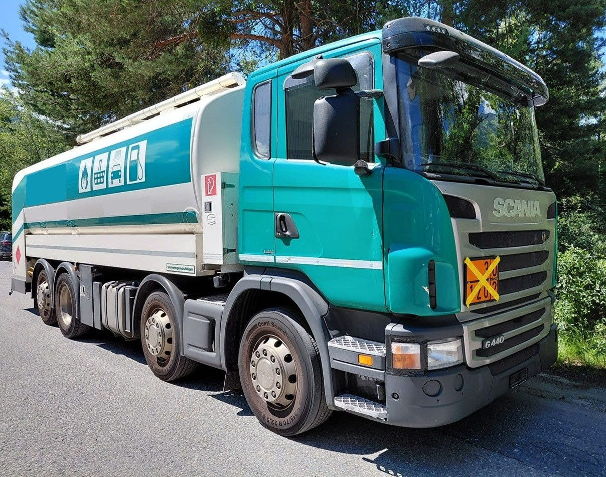 Scania G440 8x2, E5, Schwingenschloegel, 2 Kammern, ADR - 유조트럭 : 사진 1 Scania G440 8x2, E5, Schwingenschloegel, 2 Kammern, ADR - 유조트럭 : 사진 1