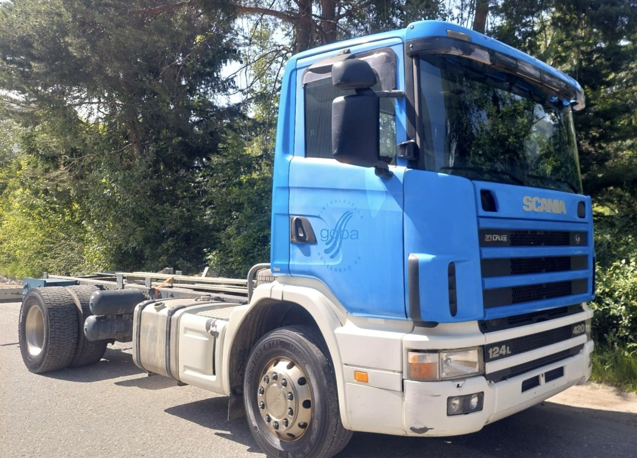 Scania R124LB 420 4x2, Euro 3 - 캡 새시 트럭 : 사진 1 Scania R124LB 420 4x2, Euro 3 - 캡 새시 트럭 : 사진 1