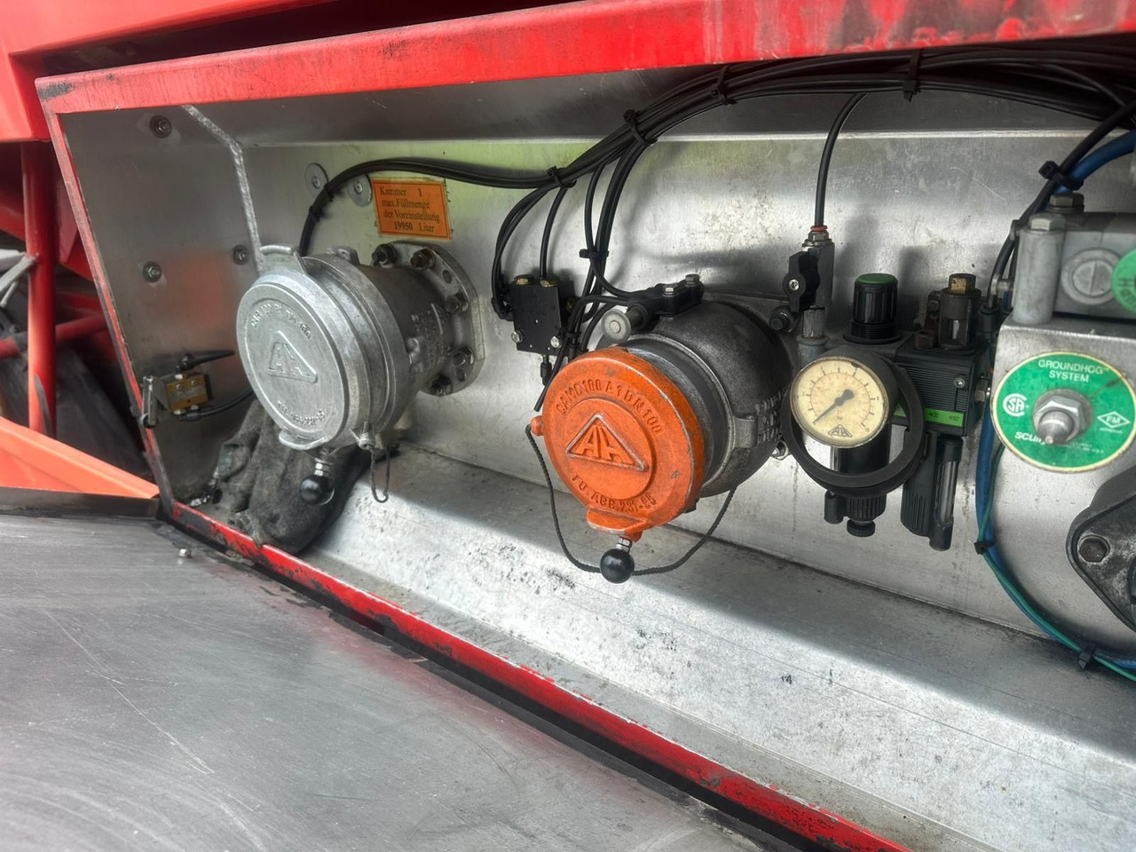 Willig 2 ANH 21.0, ADR, Benzin/Diesel, 19950Lite - 유조 트레일러 : 사진 5 Willig 2 ANH 21.0, ADR, Benzin/Diesel, 19950Lite - 유조 트레일러 : 사진 5