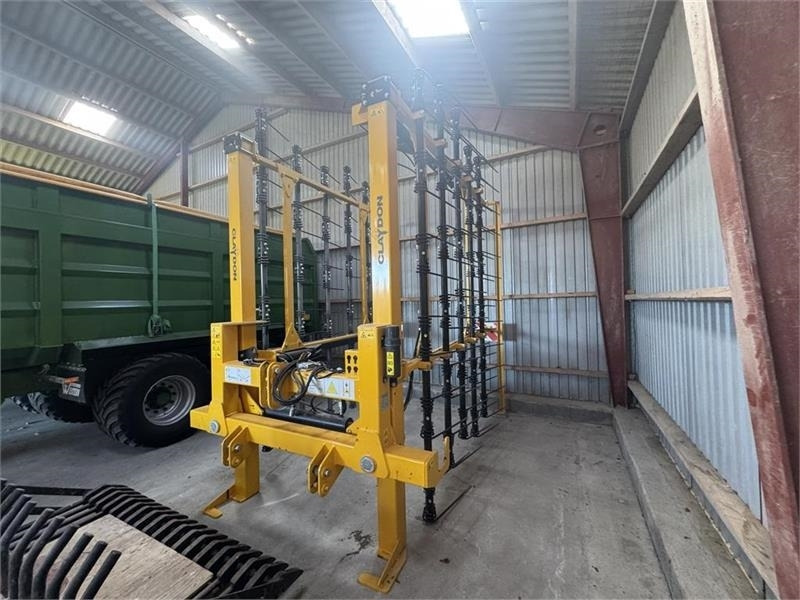 Claydon 7,5 meter Kørt under 300 HA - 잔디 써레 : 사진 2 Claydon 7,5 meter Kørt under 300 HA - 잔디 써레 : 사진 2