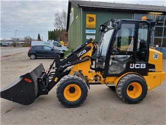 JCB 403 AGRI Plus model - 수확기 : 사진 1 JCB 403 AGRI Plus model - 수확기 : 사진 1