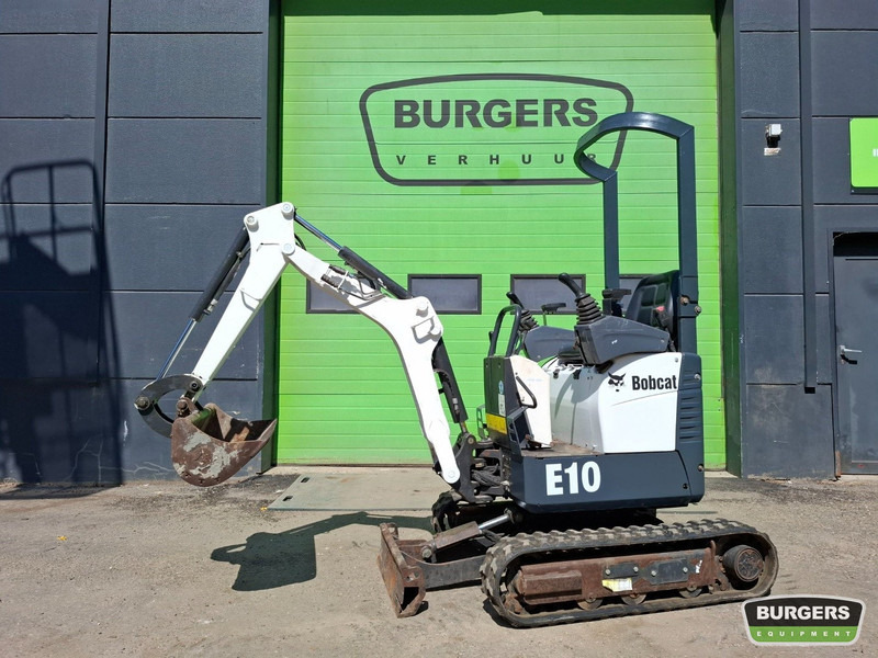 Bobcat E10 - 미니 굴삭기 : 사진 1 Bobcat E10 - 미니 굴삭기 : 사진 1