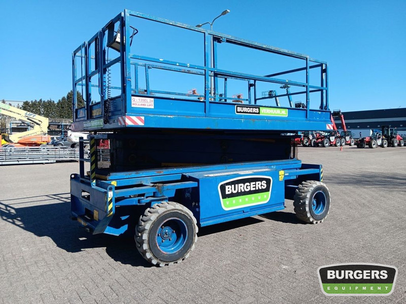 HOLLANDLIFT Q-135EL24 - 시저 리프트 : 사진 4 HOLLANDLIFT Q-135EL24 - 시저 리프트 : 사진 4