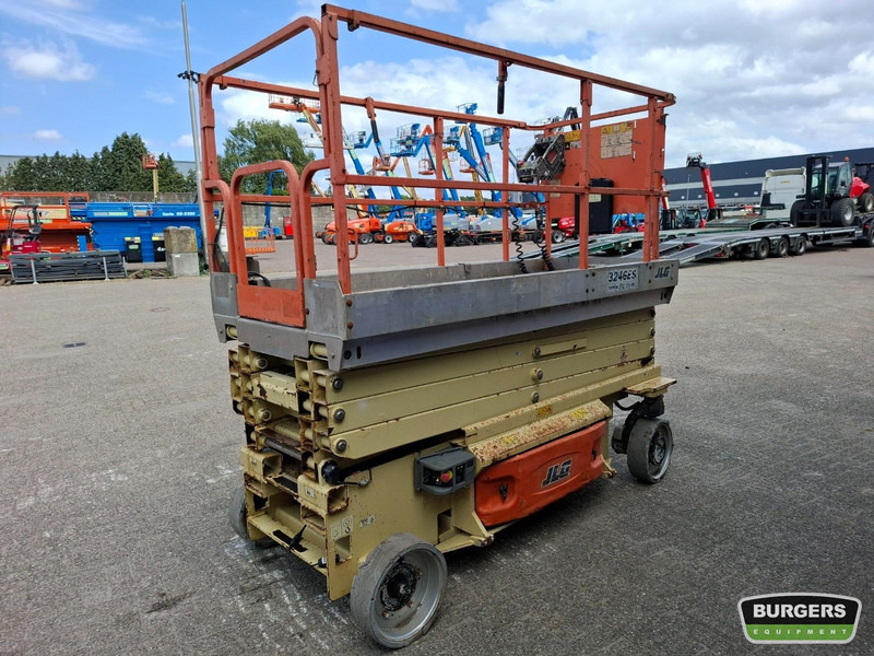 JLG 3246ES - 시저 리프트 : 사진 3 JLG 3246ES - 시저 리프트 : 사진 3