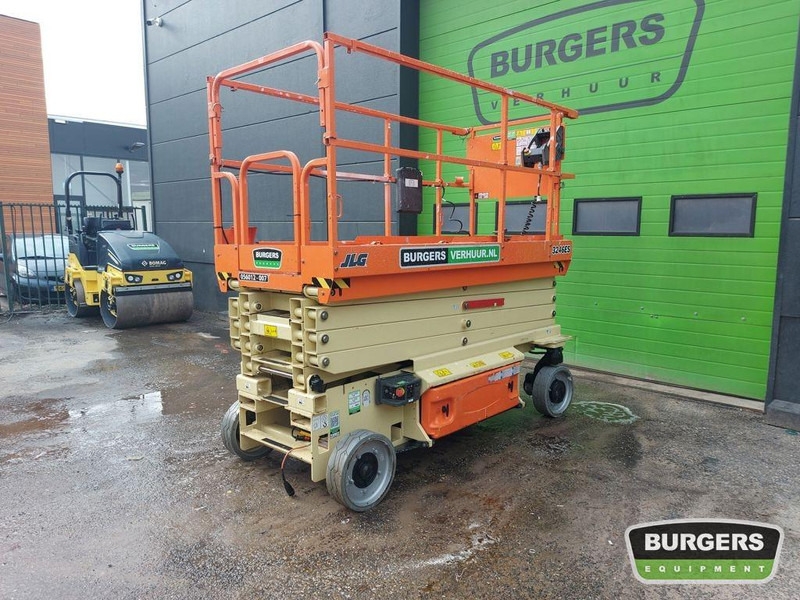 JLG 3246ES - 시저 리프트 : 사진 1 JLG 3246ES - 시저 리프트 : 사진 1