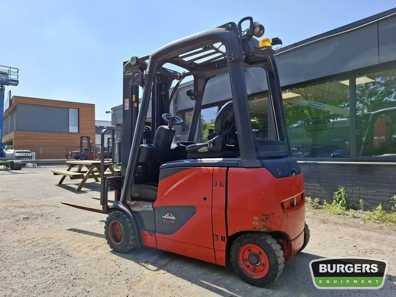 Linde E20PH - 전기 지게차 : 사진 4 Linde E20PH - 전기 지게차 : 사진 4