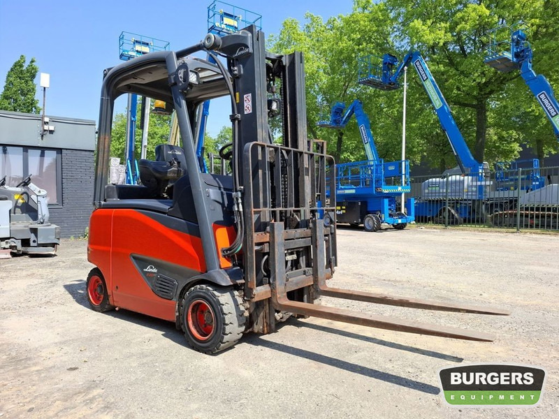 Linde E20PH - 전기 지게차 : 사진 2 Linde E20PH - 전기 지게차 : 사진 2