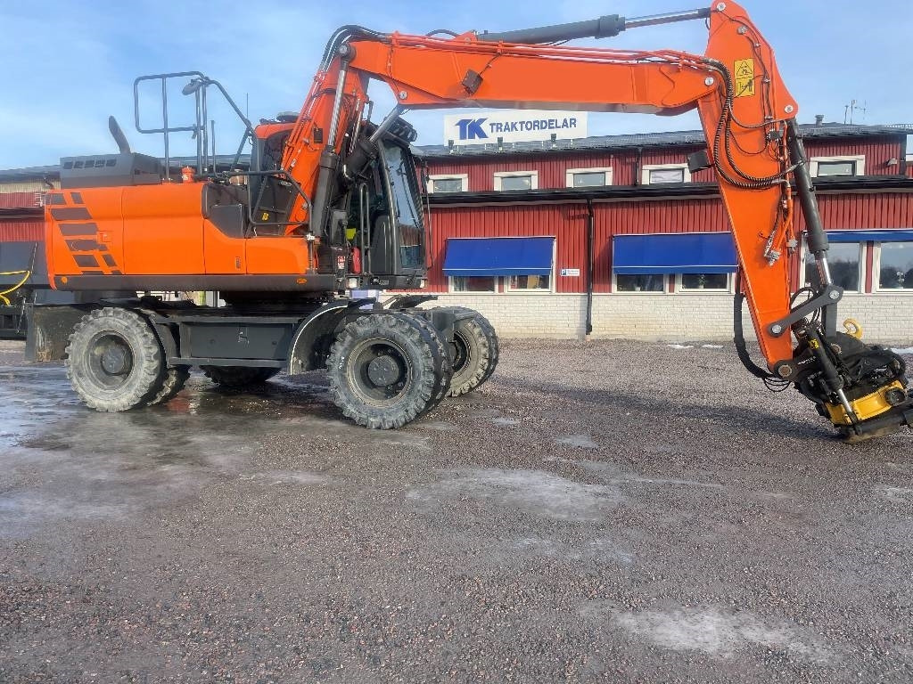 Doosan DX 140 W-5 Dismantled: only spare parts - 휠 굴삭기 : 사진 2 Doosan DX 140 W-5 Dismantled: only spare parts - 휠 굴삭기 : 사진 2
