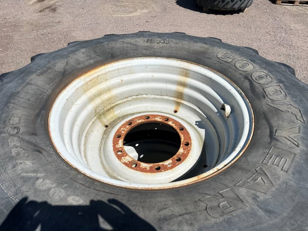 Goodyear 600/70R30 till Valmet 280 mfl - 타이어 농업용 기계 용 : 사진 3 Goodyear 600/70R30 till Valmet 280 mfl - 타이어 농업용 기계 용 : 사진 3