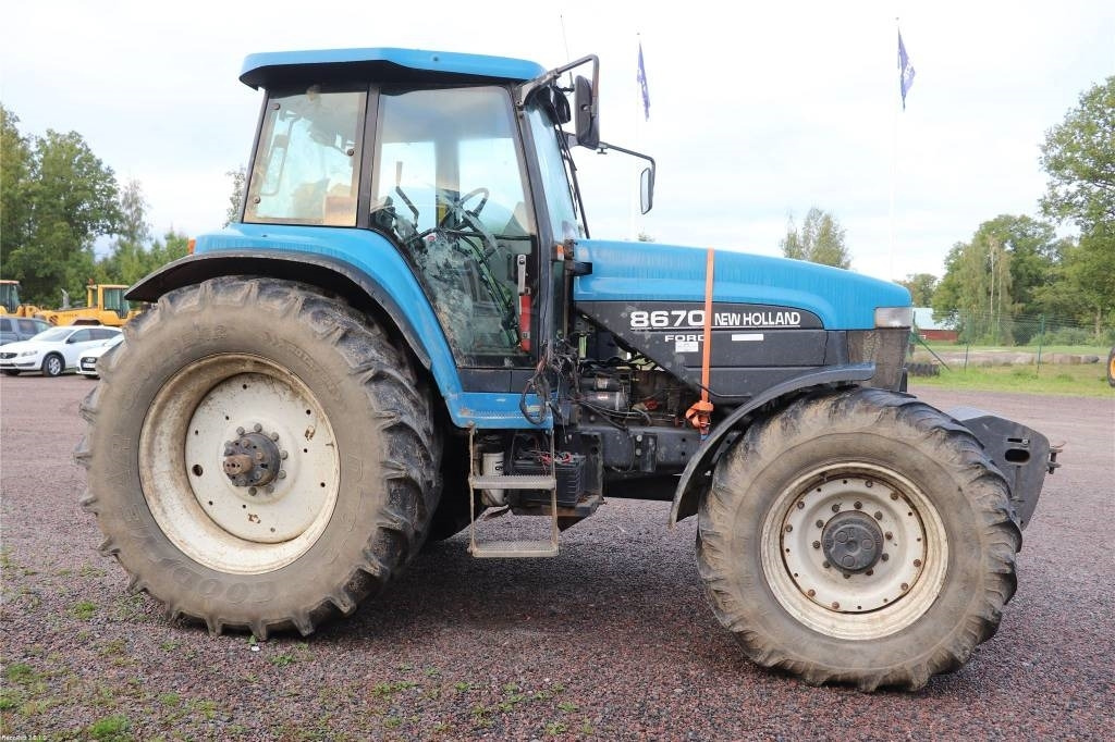 New Holland 8670 Dismantled: only spare parts - 장궤형 트랙터 : 사진 2 New Holland 8670 Dismantled: only spare parts - 장궤형 트랙터 : 사진 2