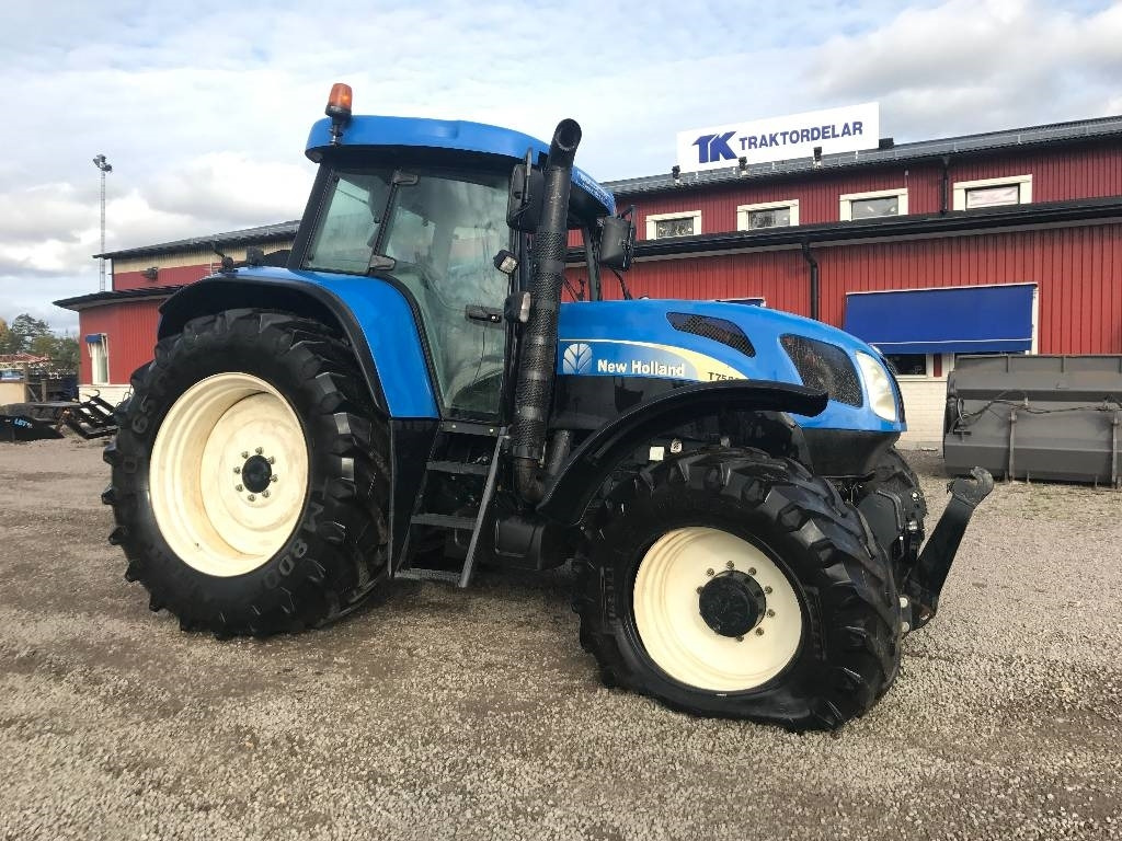 New Holland T 7550 Dismantled for spare parts - 장궤형 트랙터 : 사진 1 New Holland T 7550 Dismantled for spare parts - 장궤형 트랙터 : 사진 1