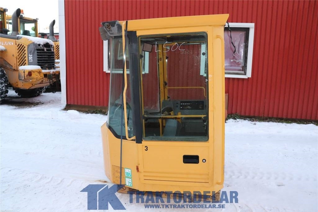 Volvo L50 C - 운전실 건설기계 용 : 사진 4 Volvo L50 C - 운전실 건설기계 용 : 사진 4