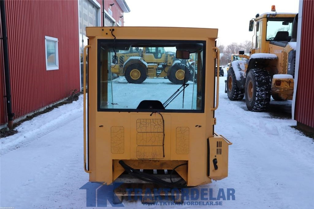 Volvo L50 C - 운전실 건설기계 용 : 사진 3 Volvo L50 C - 운전실 건설기계 용 : 사진 3
