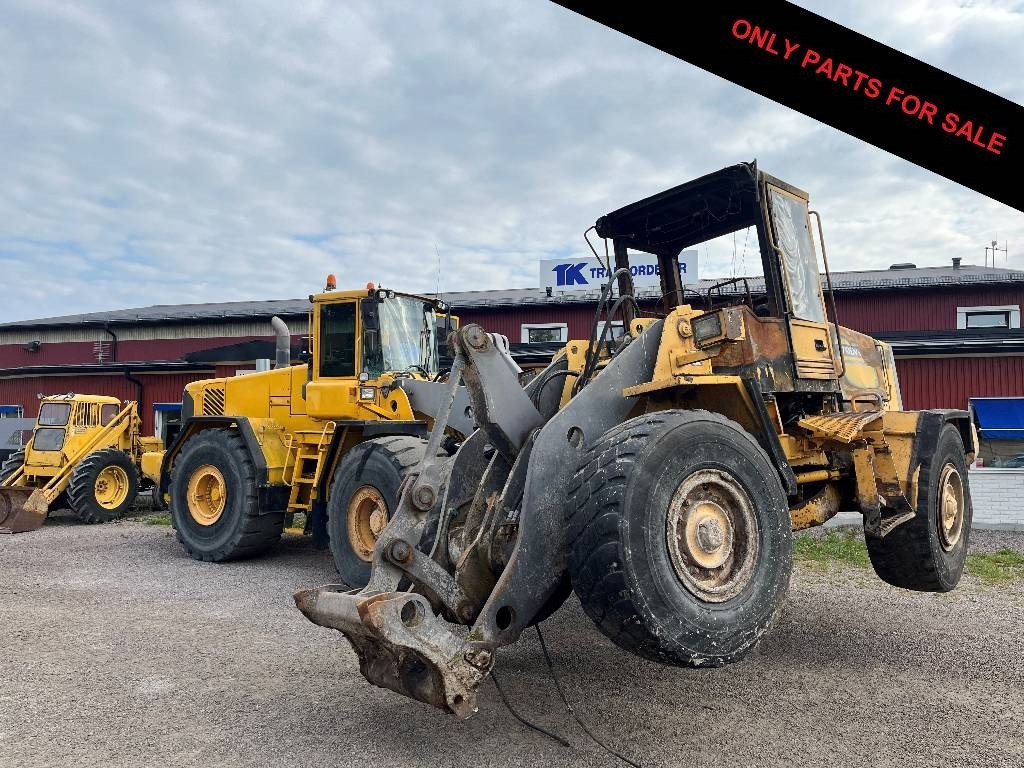 Volvo L90C Dismantled. Only spare parts - 휠 로더 : 사진 1 Volvo L90C Dismantled. Only spare parts - 휠 로더 : 사진 1