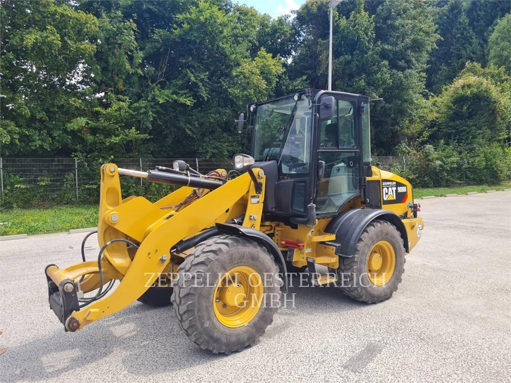 CAT 908M - 휠 로더 : 사진 2 CAT 908M - 휠 로더 : 사진 2