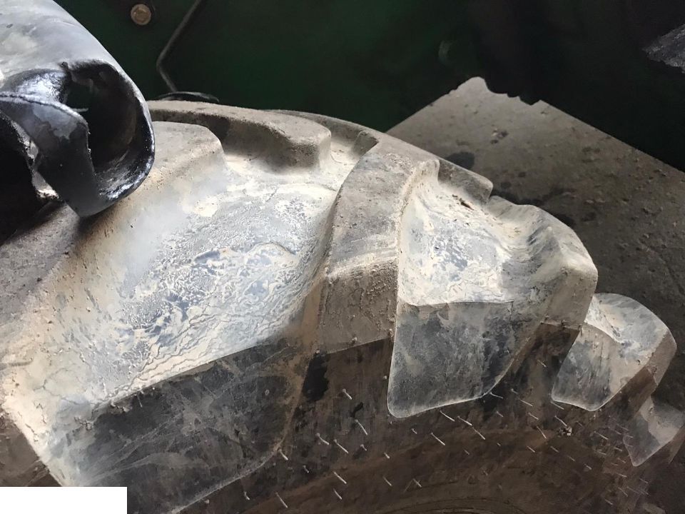 John Deere 3400 - CZĘŚCI - Zaczep - 프레임/ 시 농업용 기계 용 : 사진 4 John Deere 3400 - CZĘŚCI - Zaczep - 프레임/ 시 농업용 기계 용 : 사진 4
