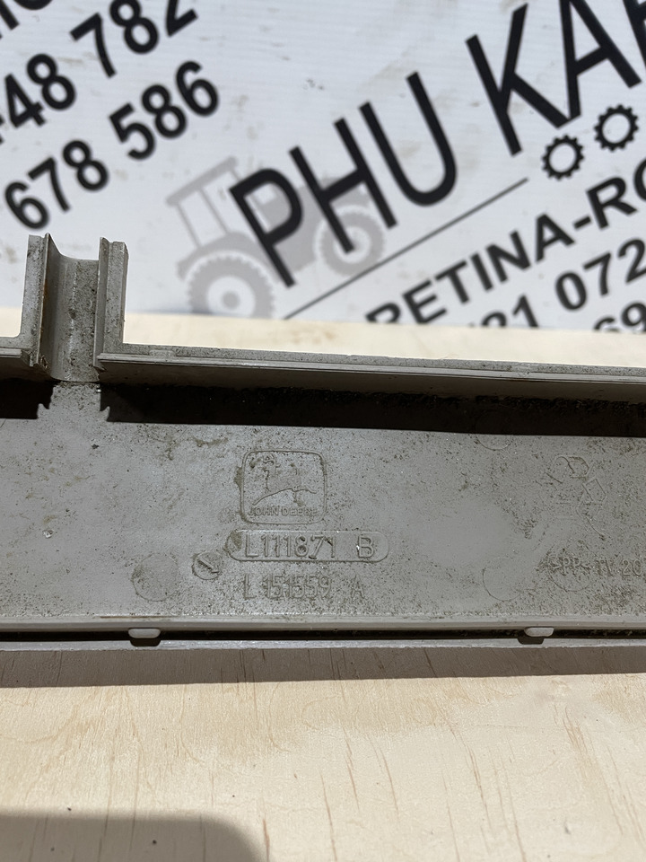 John Deere 6920S - plastik panel wnętrza L111871 L159114 - 운전실 및 내부 농업용 기계 용 : 사진 3 John Deere 6920S - plastik panel wnętrza L111871 L159114 - 운전실 및 내부 농업용 기계 용 : 사진 3