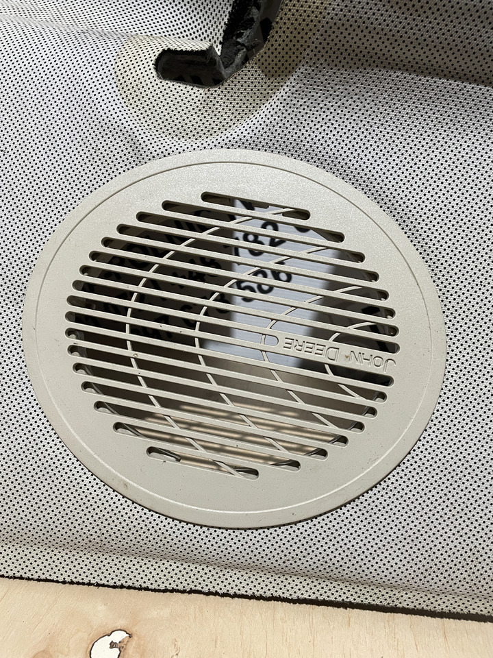 John Deere 6920S - podsufitka tapicerka podbitka panel AL159016 - 운전실 및 내부 농업용 기계 용 : 사진 5 John Deere 6920S - podsufitka tapicerka podbitka panel AL159016 - 운전실 및 내부 농업용 기계 용 : 사진 5