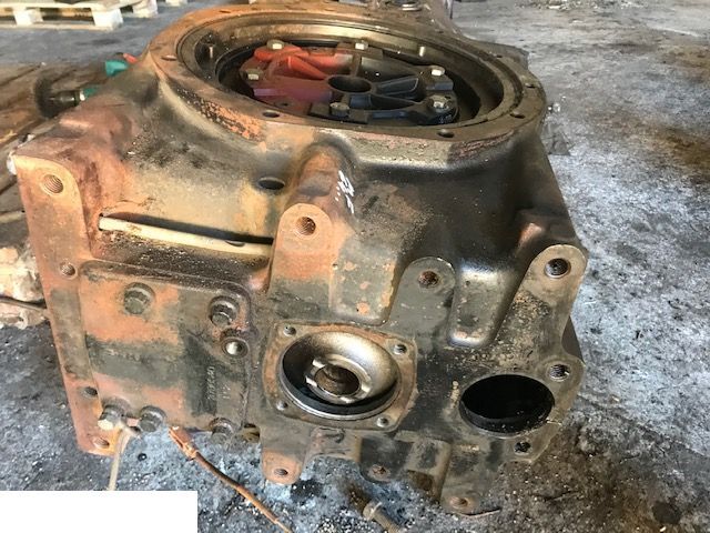 Massey Ferguson 6475 - Obudowa WOM - 변속기 장궤형 트랙터 용 : 사진 3 Massey Ferguson 6475 - Obudowa WOM - 변속기 장궤형 트랙터 용 : 사진 3